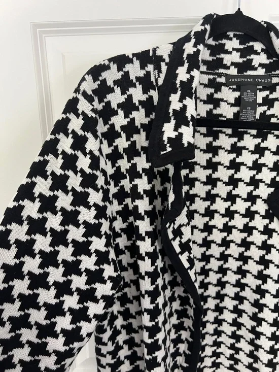 Josephine Chaus Black & White Houndstooth Open Cardigan Sweater - Picture 3 of 5
